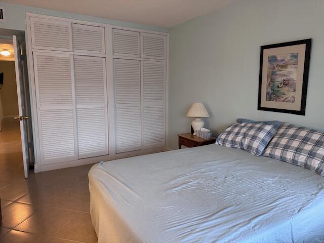 VENETIAN PARK CO-OP - Residential Lease