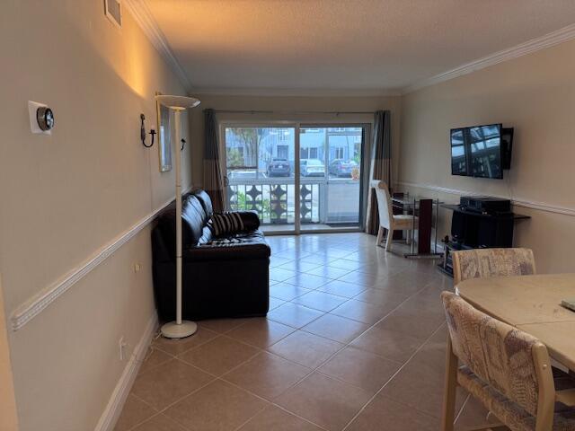 VENETIAN PARK CO-OP - Residential Lease