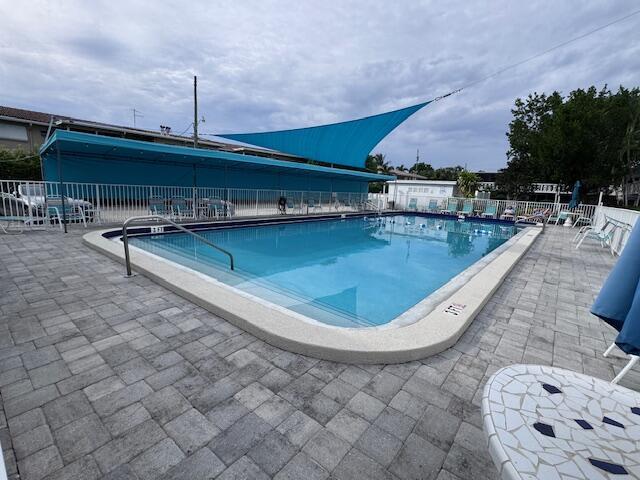 VENETIAN PARK CO-OP - Residential Lease