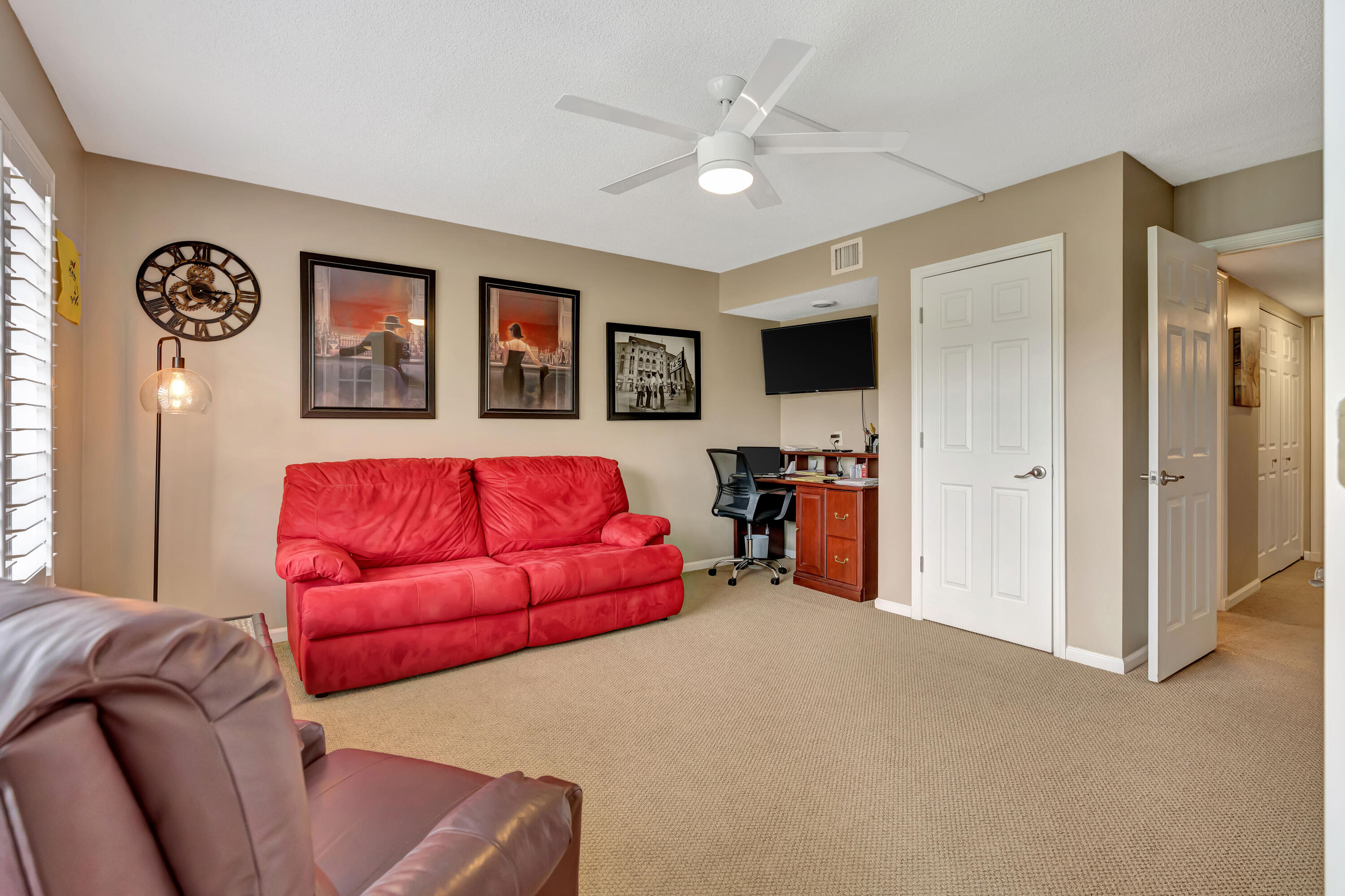 PIPERS LANDING GARDEN APARTMENTS CONDO - Residential
