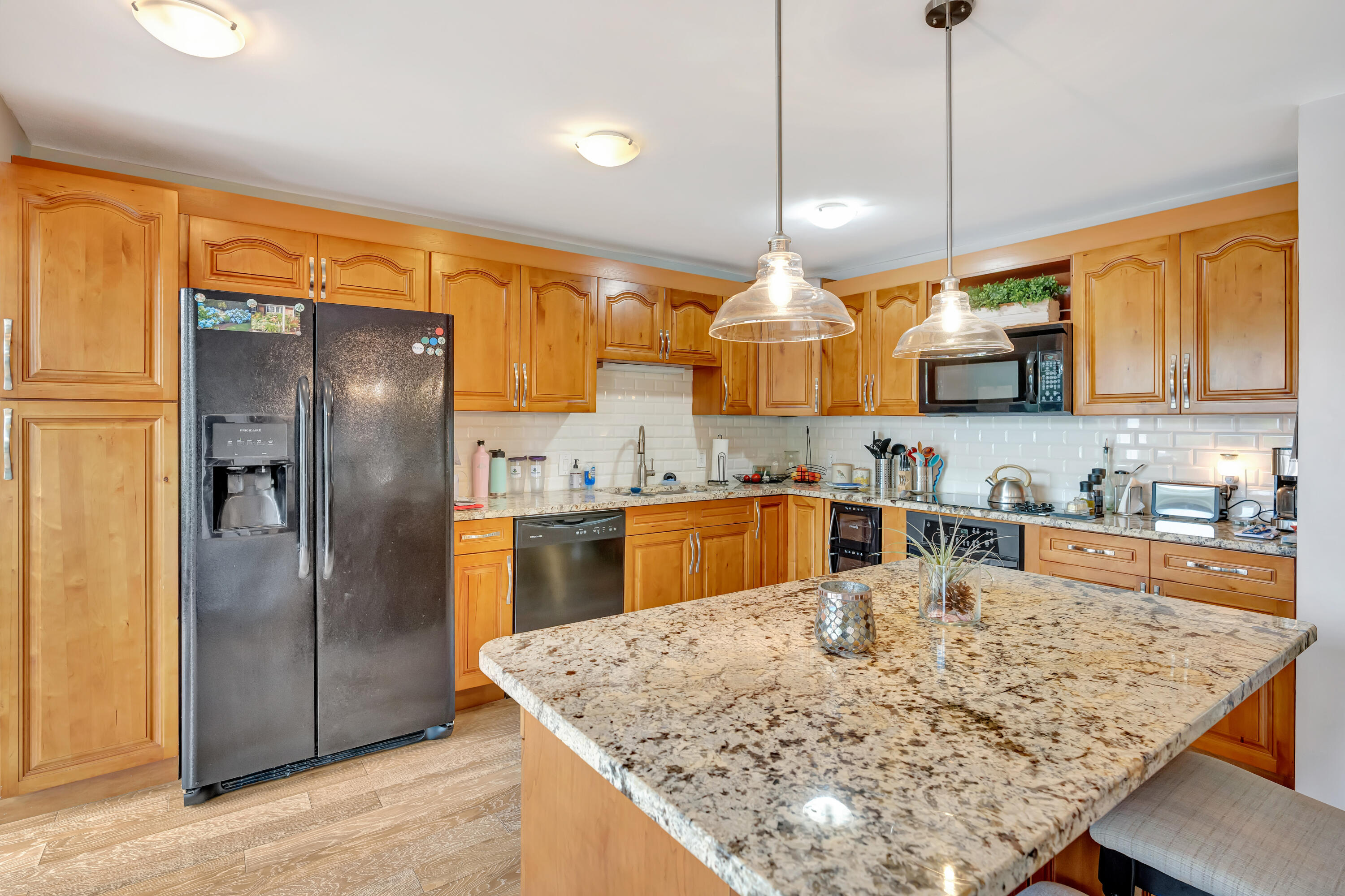 PIPERS LANDING GARDEN APARTMENTS CONDO - Residential