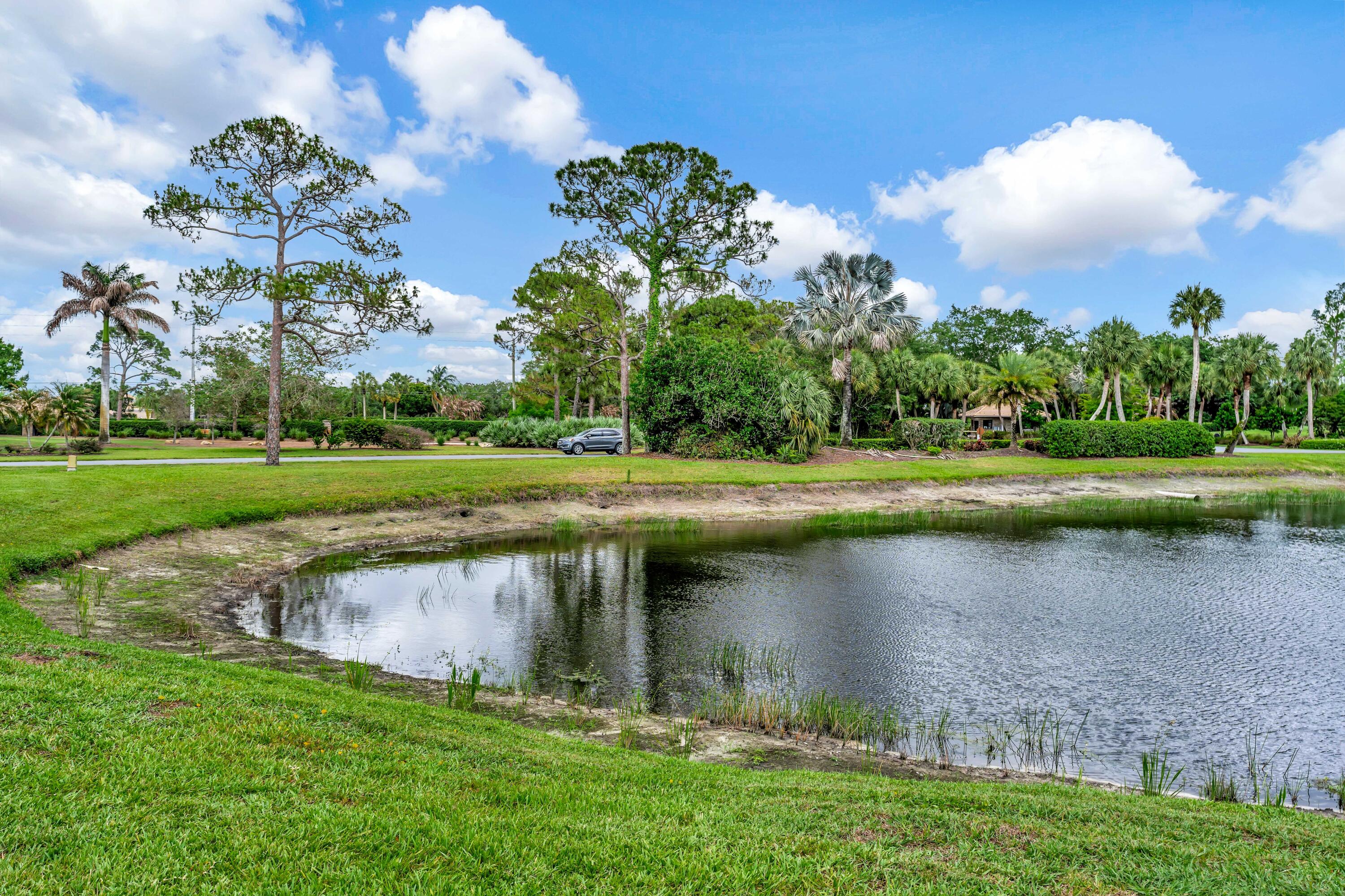 PIPERS LANDING GARDEN APARTMENTS CONDO - Residential