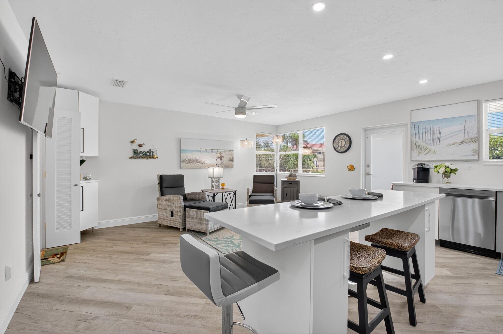 OSCEOLA ARMS - Residential