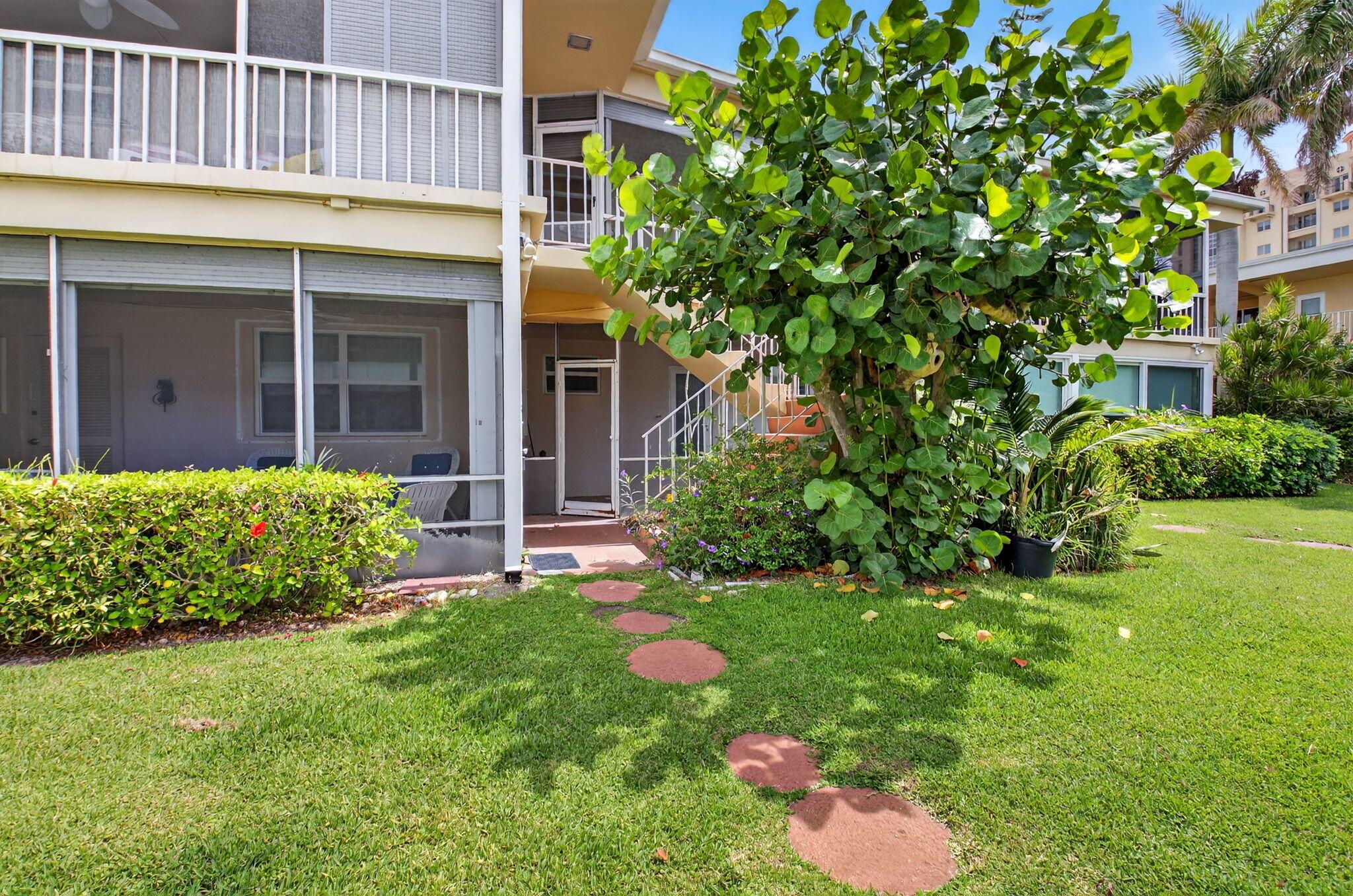 OSCEOLA ARMS - Residential