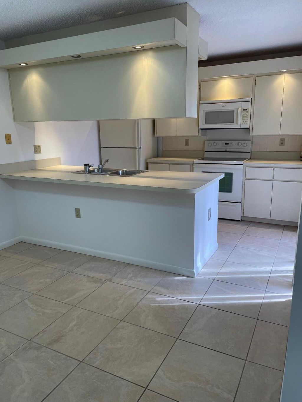 Photo of 3016 30th Court, Jupiter, FL 33477 (MLS # R10956105)