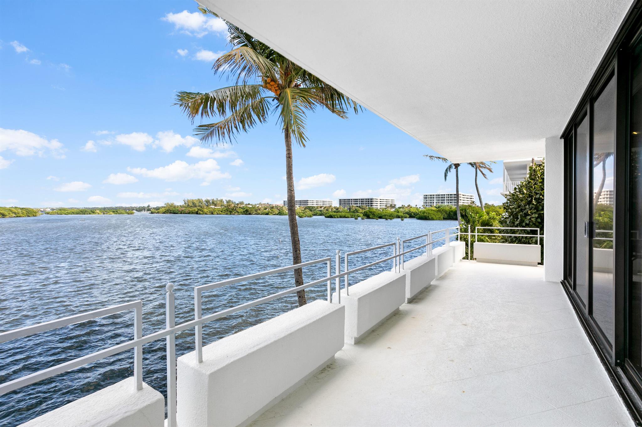 2150 Ibis Isle Road 7