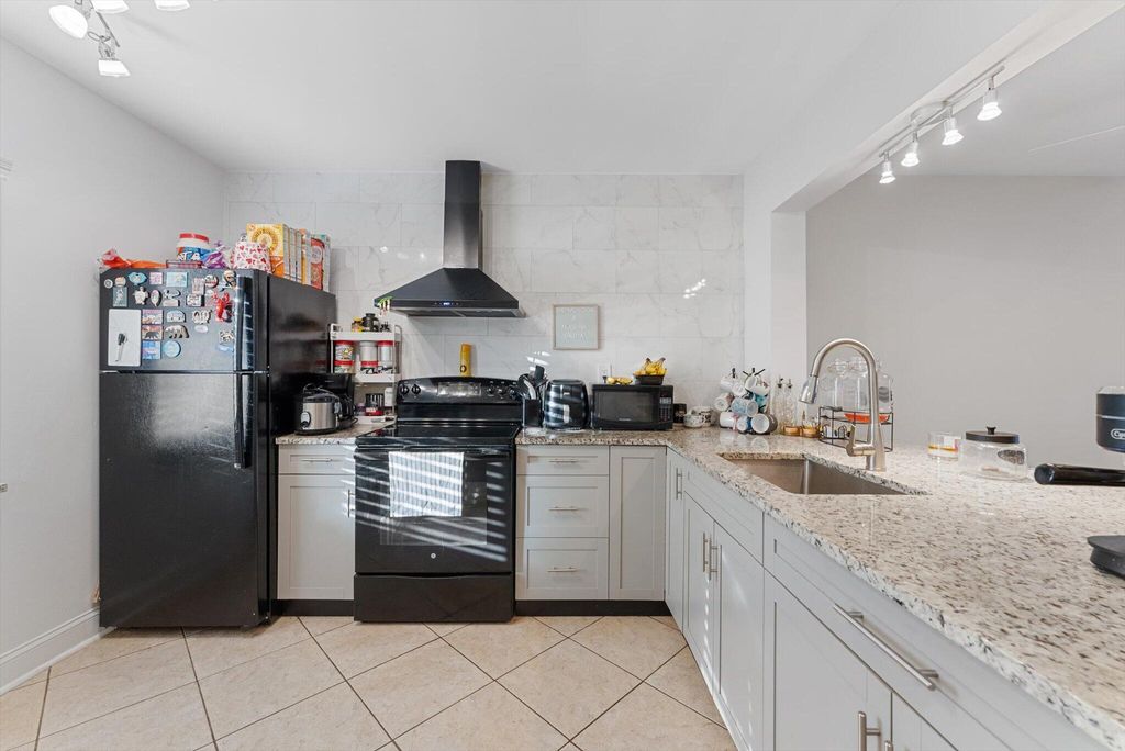 Photo of 3050 NW 42nd Avenue #C204, Coconut Creek, FL 33066 (MLS # R10958976)