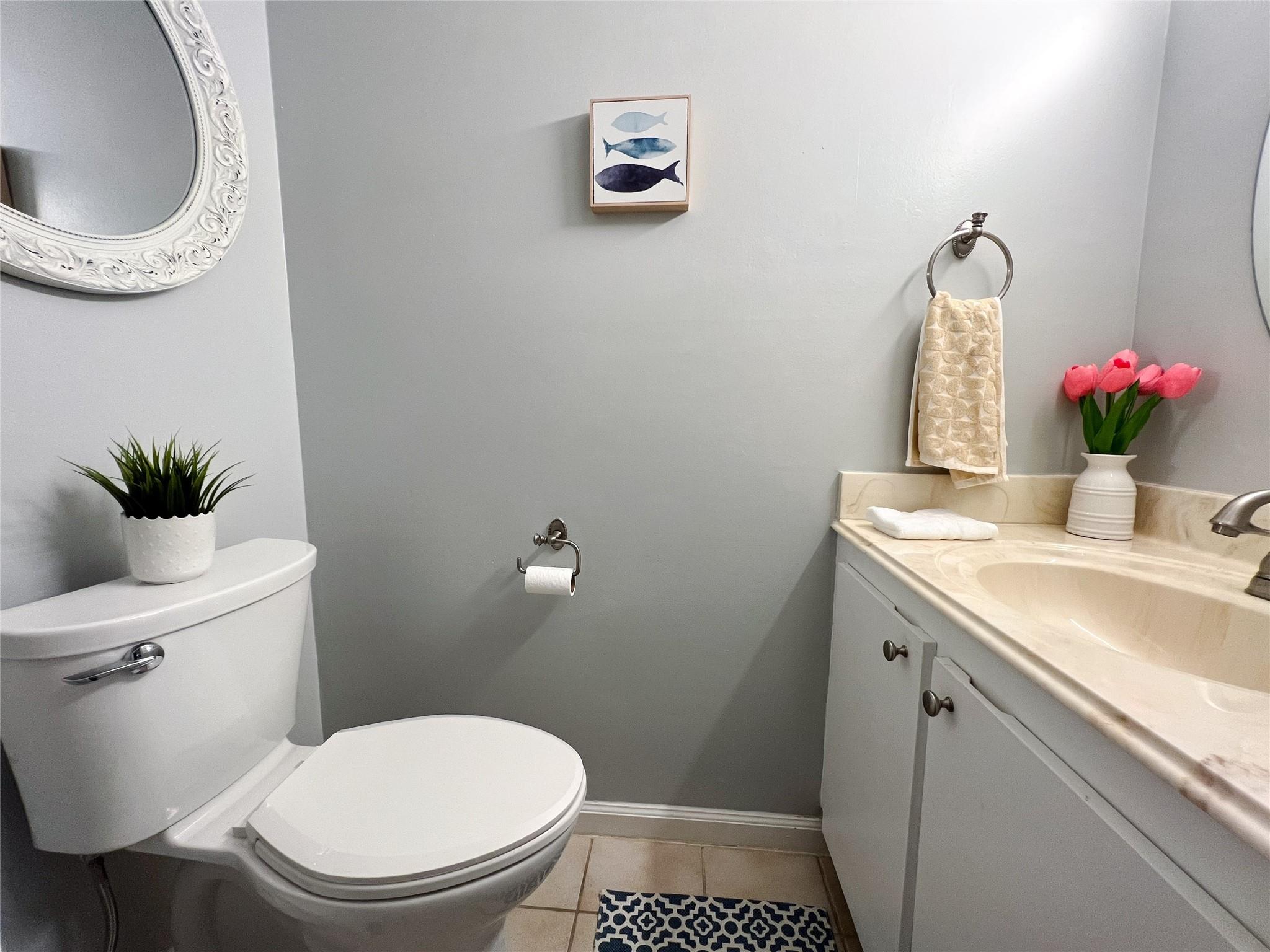 Bay Colony Club - Residential