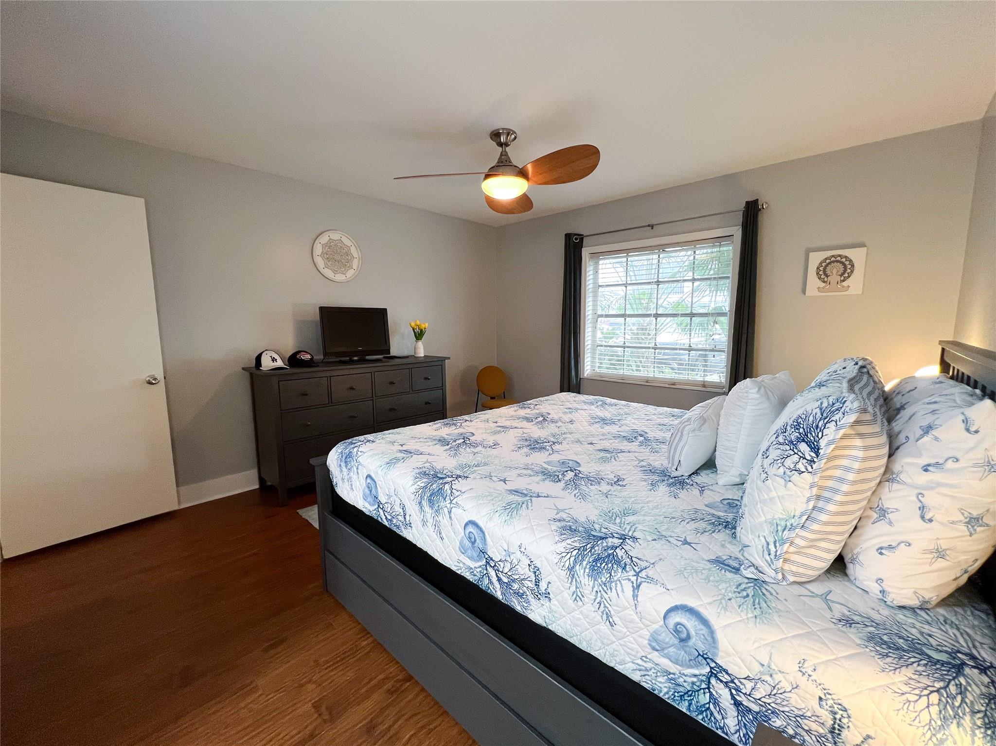 Bay Colony Club - Residential