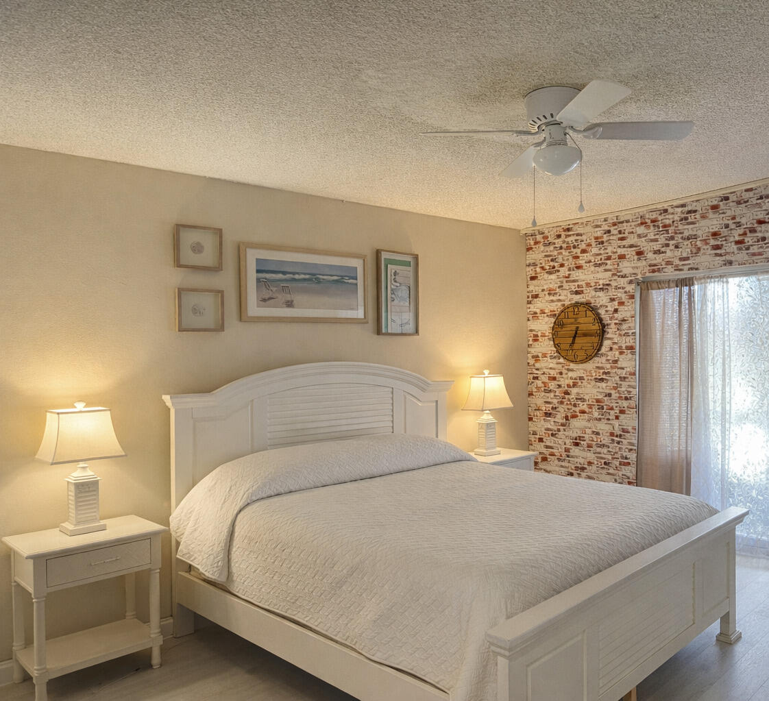 SALISBURY CONDOS - Residential