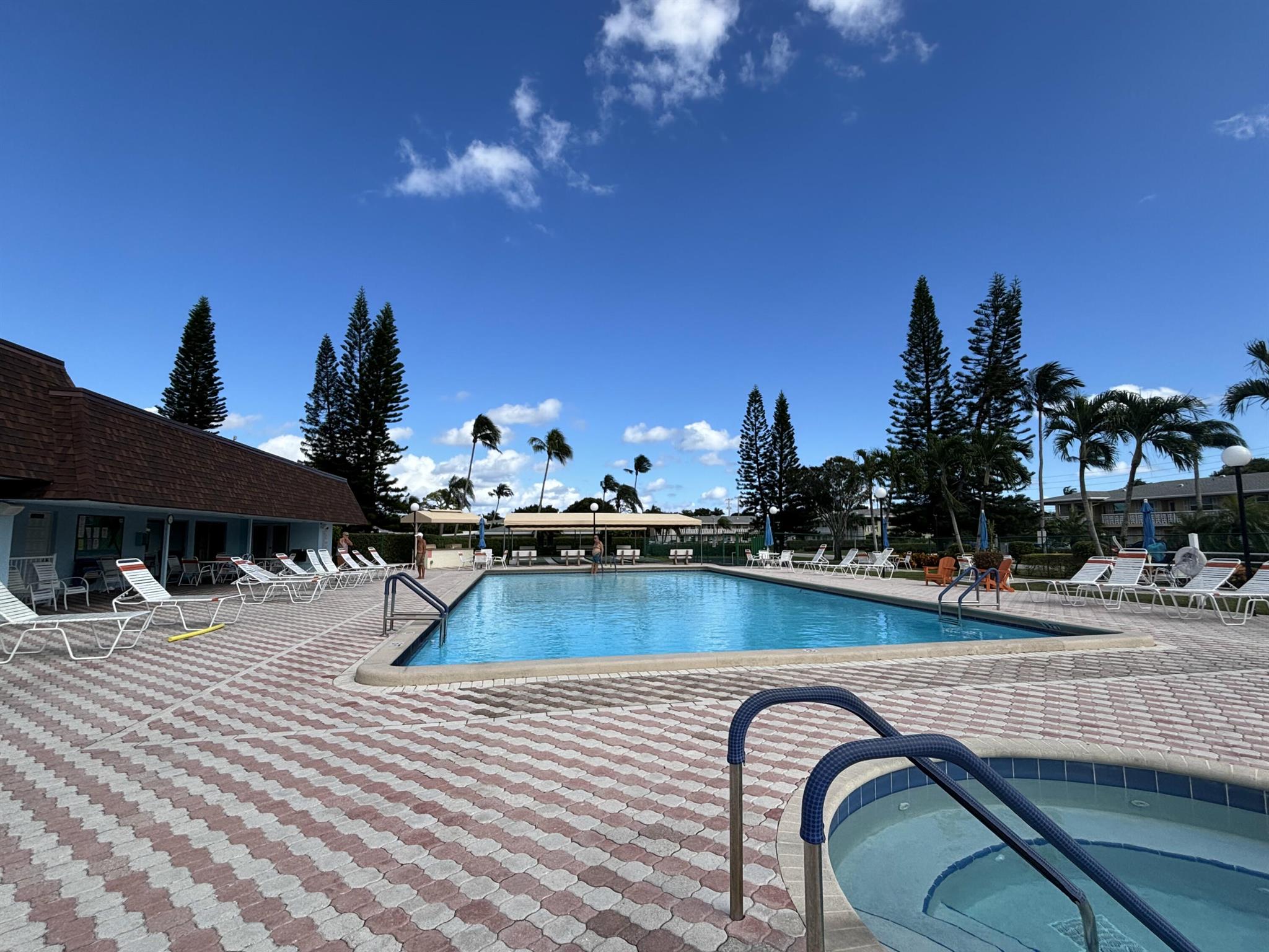 PINES OF DELRAY CONDO - Residential Lease