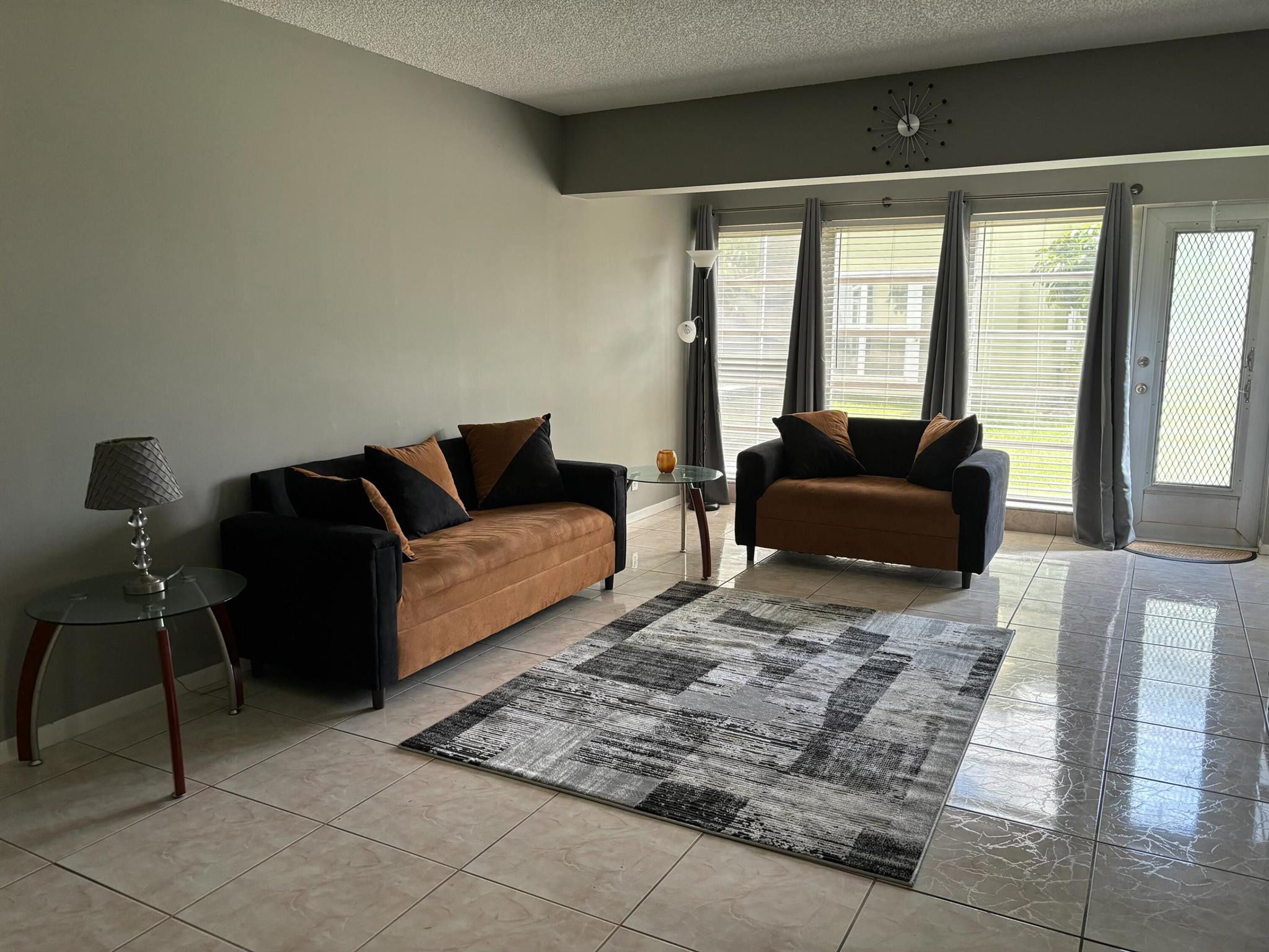 PINES OF DELRAY CONDO - Residential Lease
