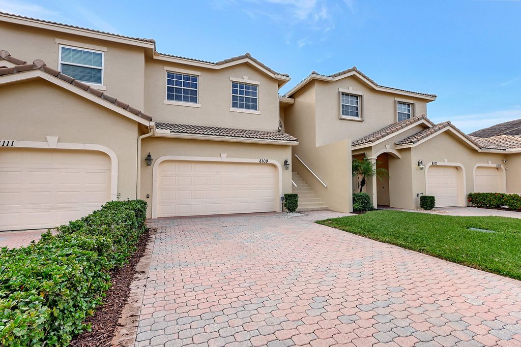 Photo of 8109 Carnoustie Place, Port Saint Lucie, FL 34986 (MLS # R10950443)