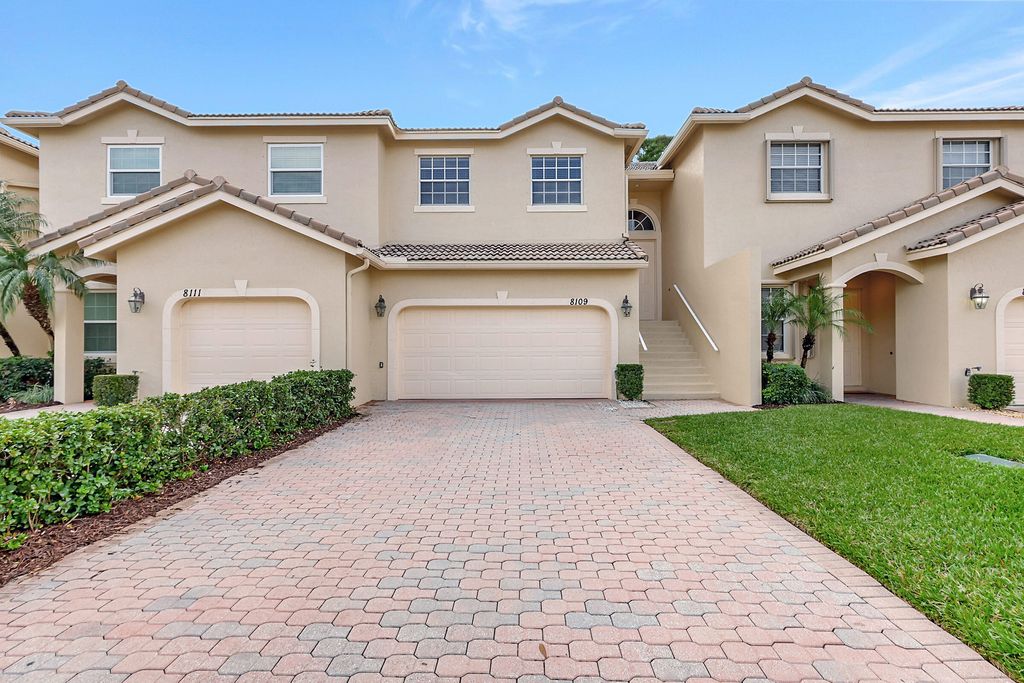 Photo of 8109 Carnoustie Place, Port Saint Lucie, FL 34986 (MLS # R10950443)