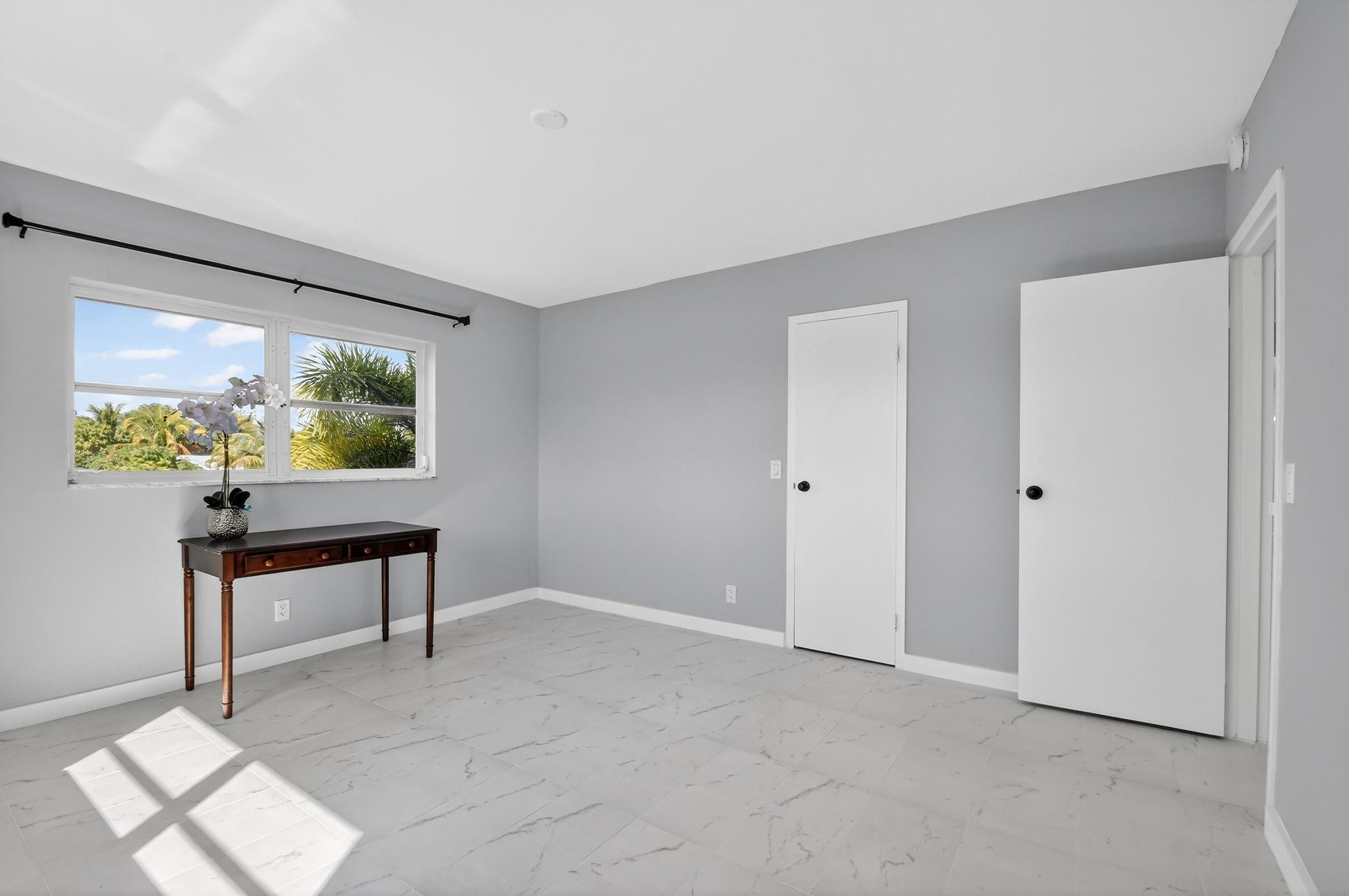 Village Royale Greenridge - Residential