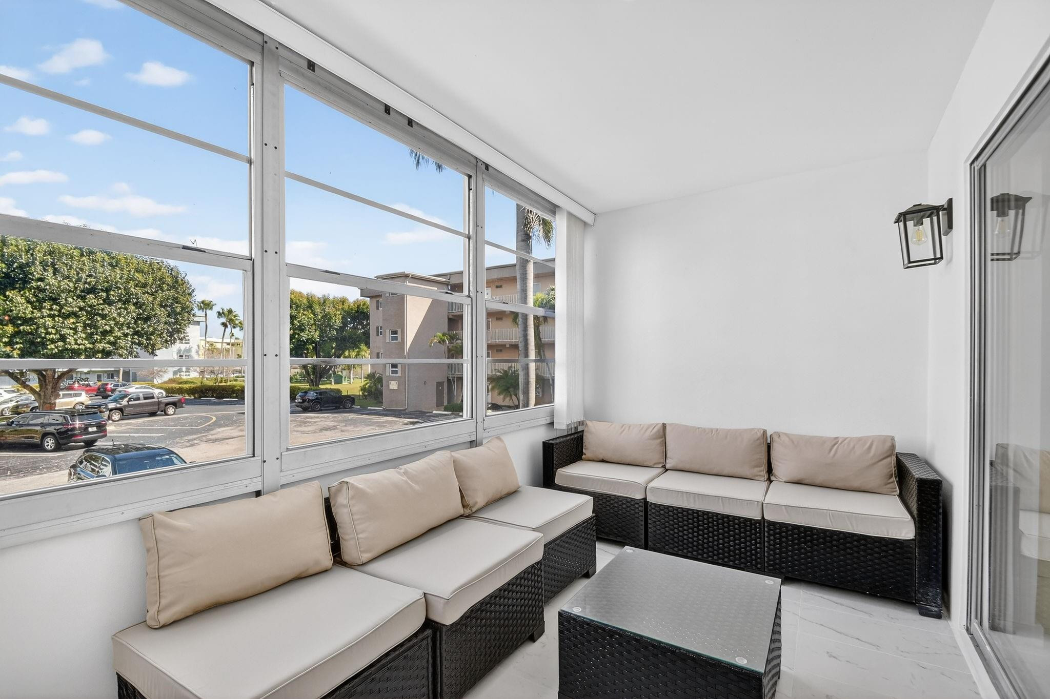 Village Royale Greenridge - Residential