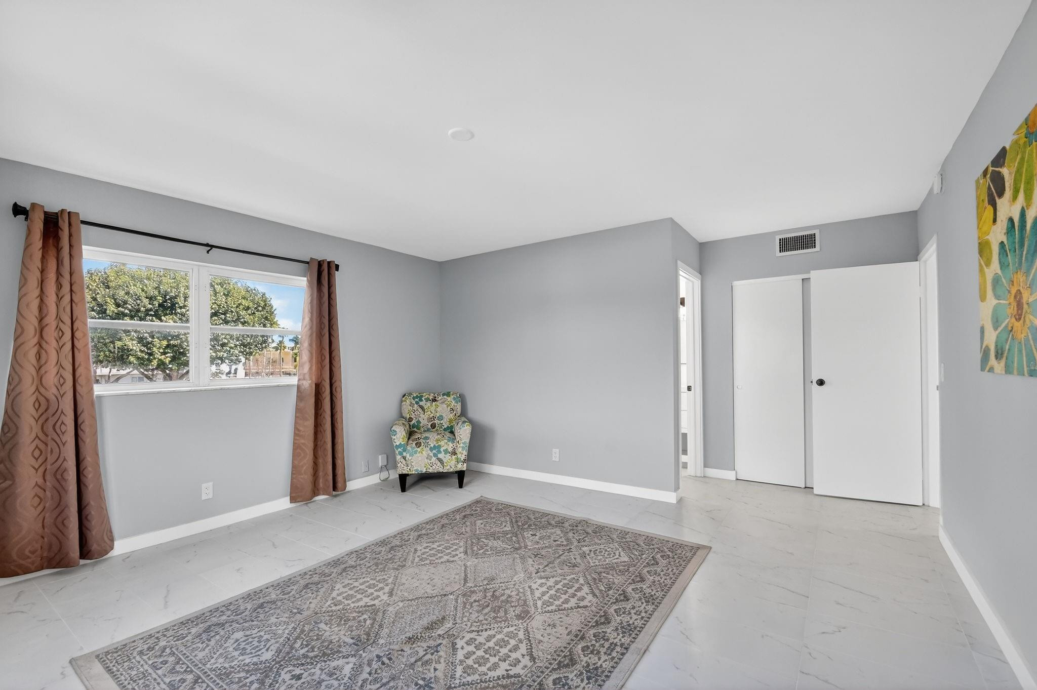 Village Royale Greenridge - Residential