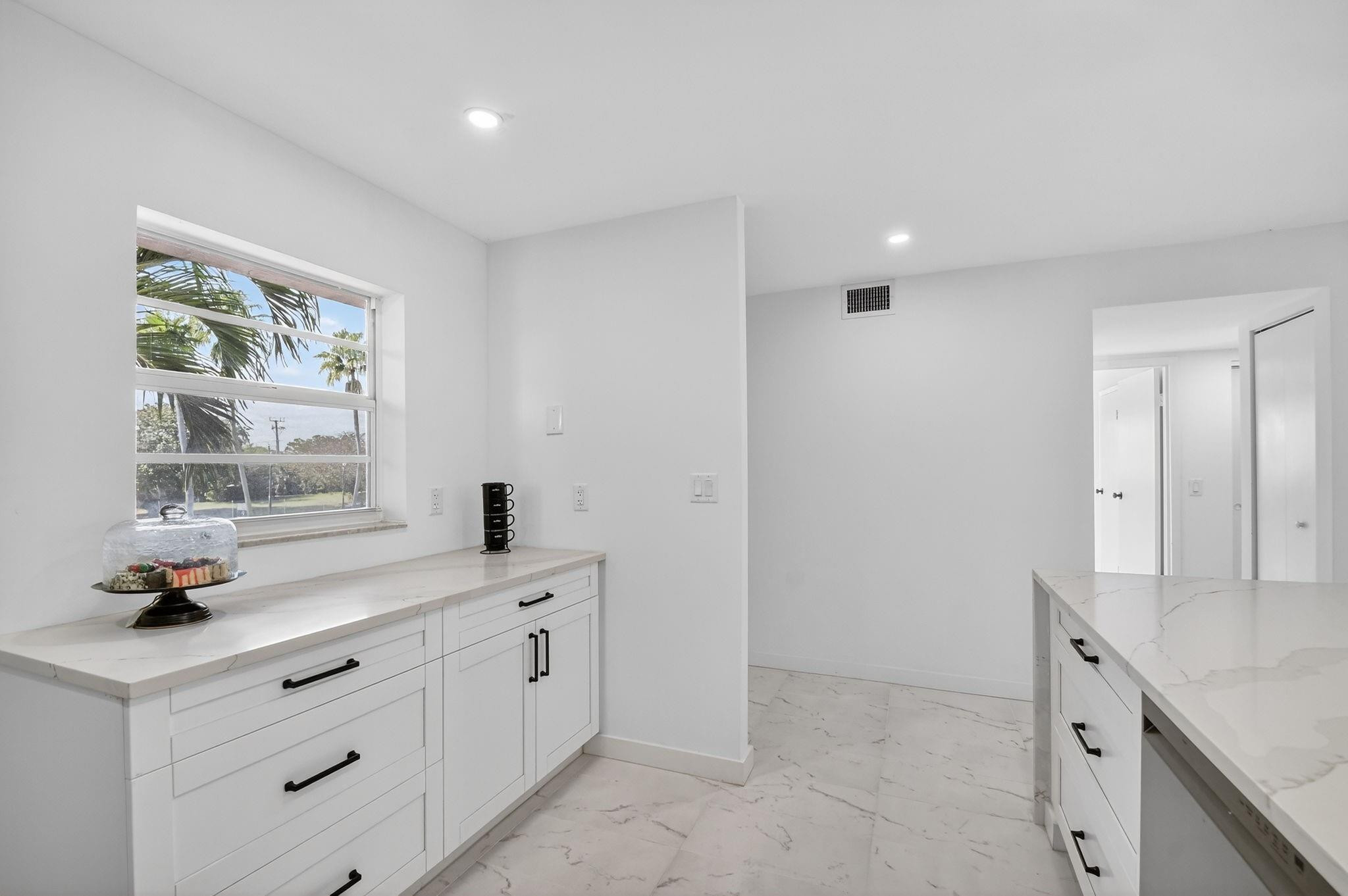 Village Royale Greenridge - Residential