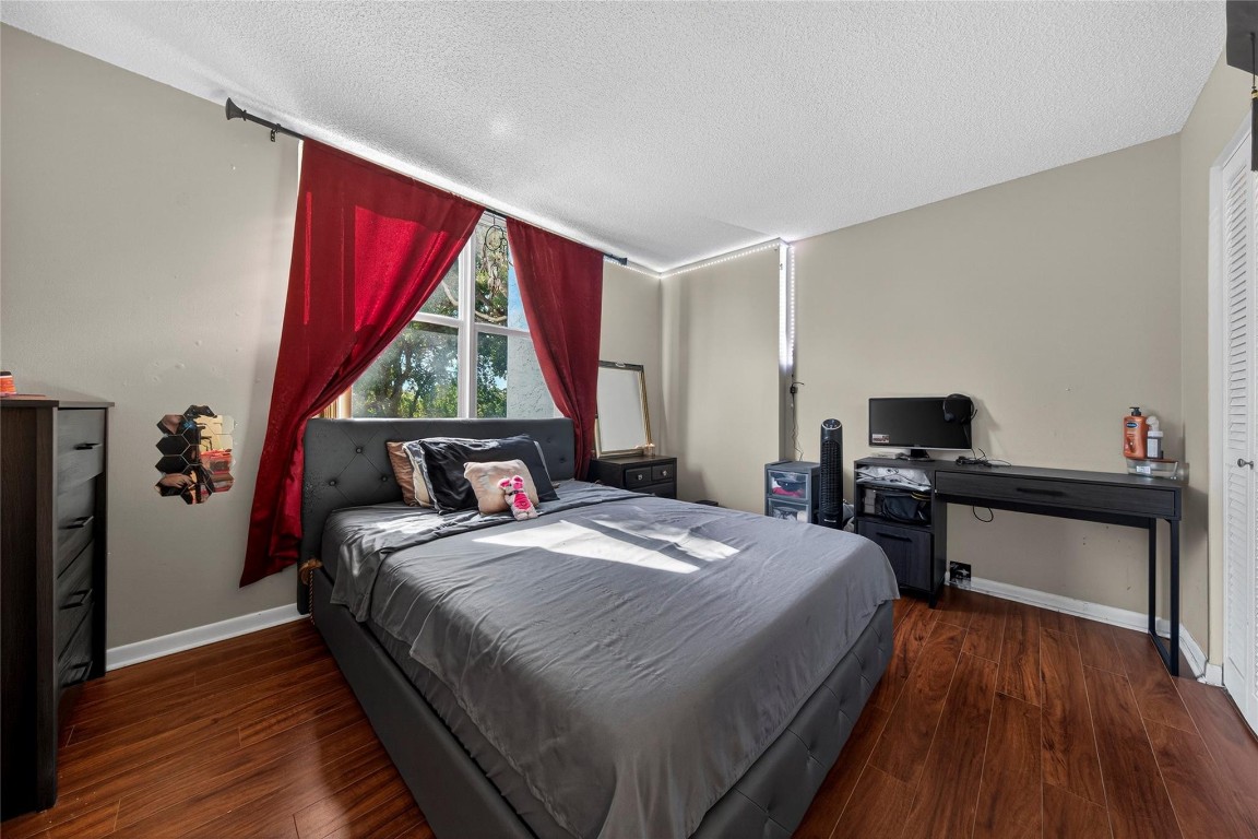 Drake Tower - Residential