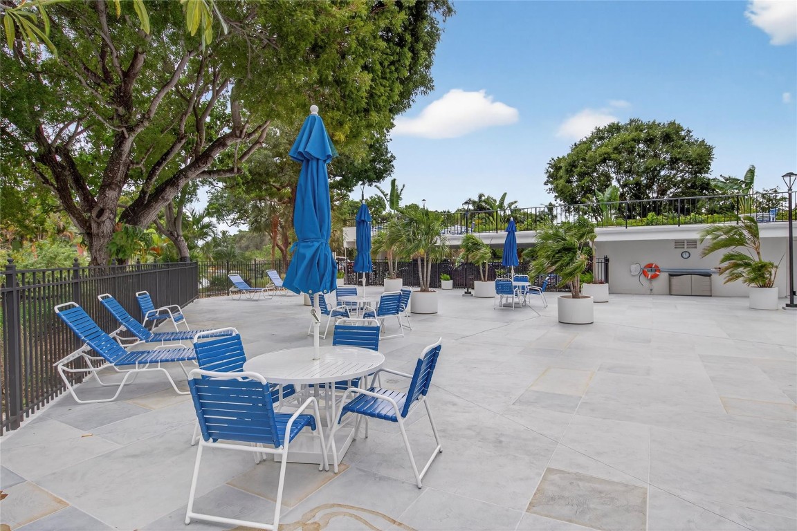 Drake Tower - Residential