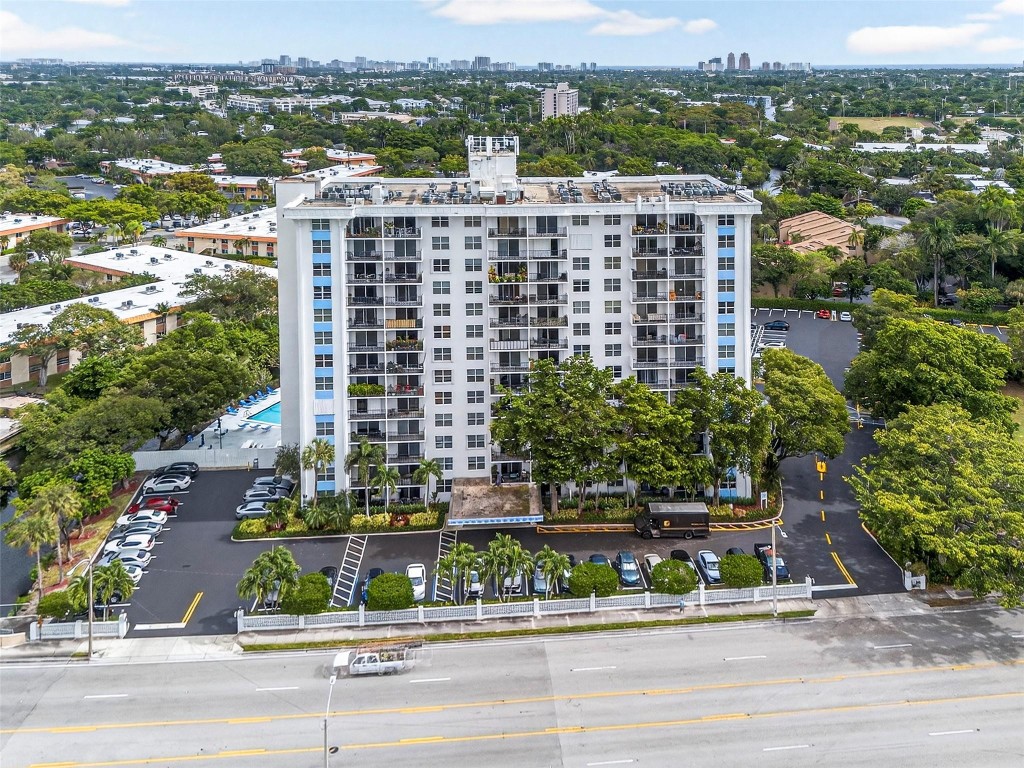 Drake Tower - Residential