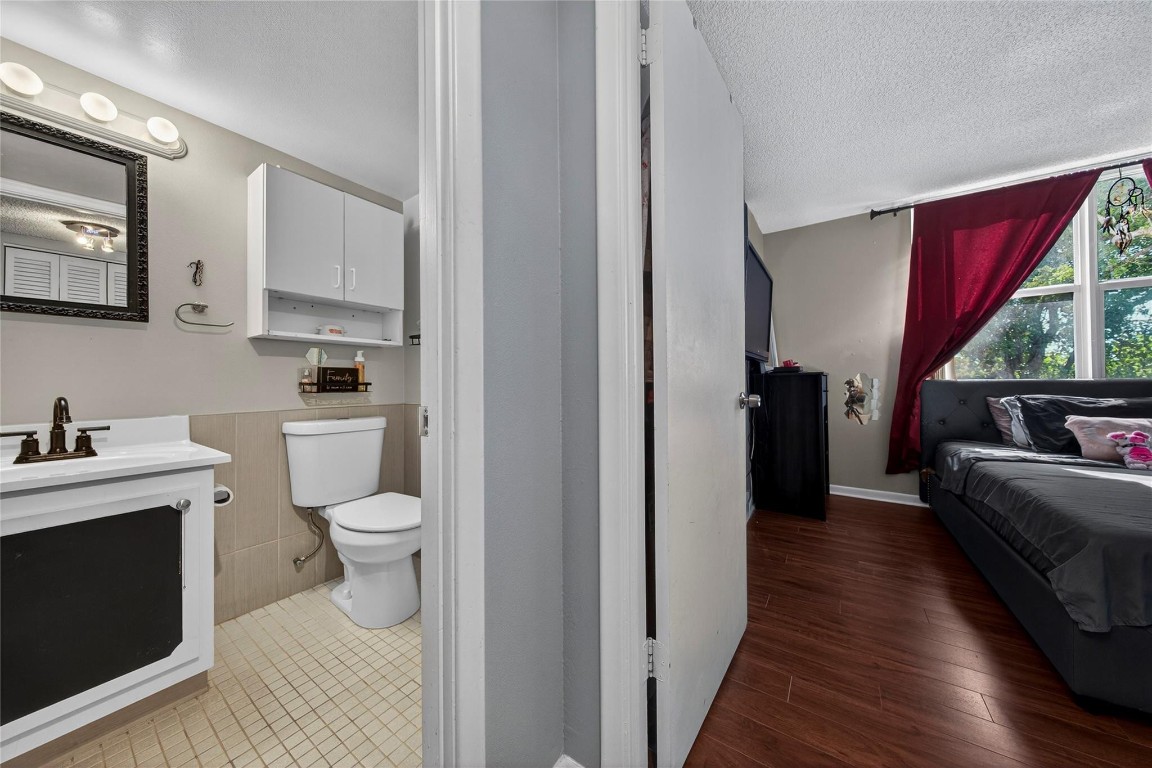 Drake Tower - Residential