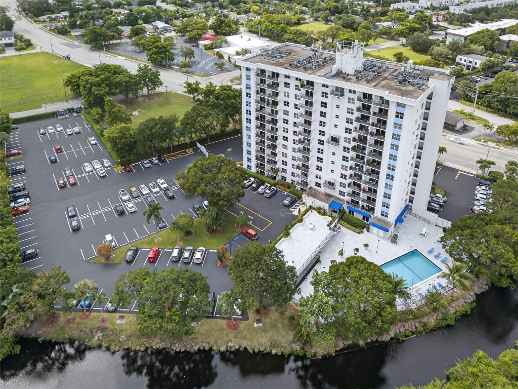 Drake Tower - Residential