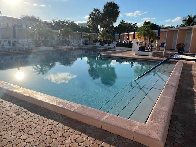 Imperial Point Colonades - Residential