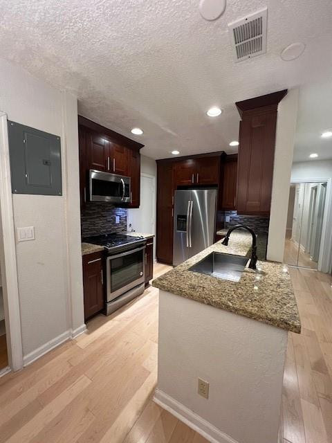 Imperial Point Colonades - Residential