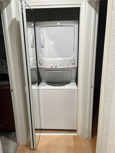 Imperial Point Colonades - Residential