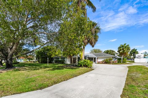 4705 Holly Drive Palm Beach Gardens FL 33418
