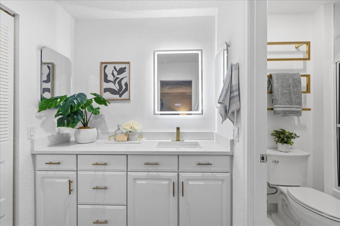 VISTAS OF BOCA LAGO CONDO - Residential