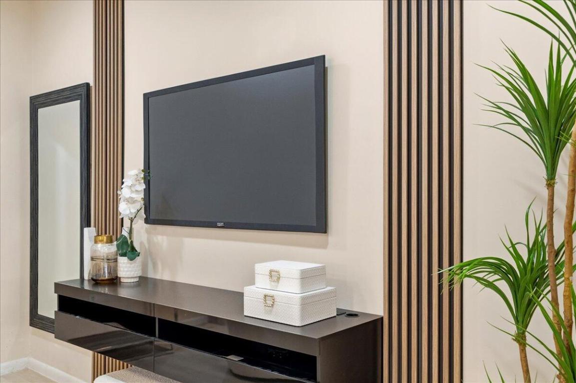 VISTAS OF BOCA LAGO CONDO - Residential