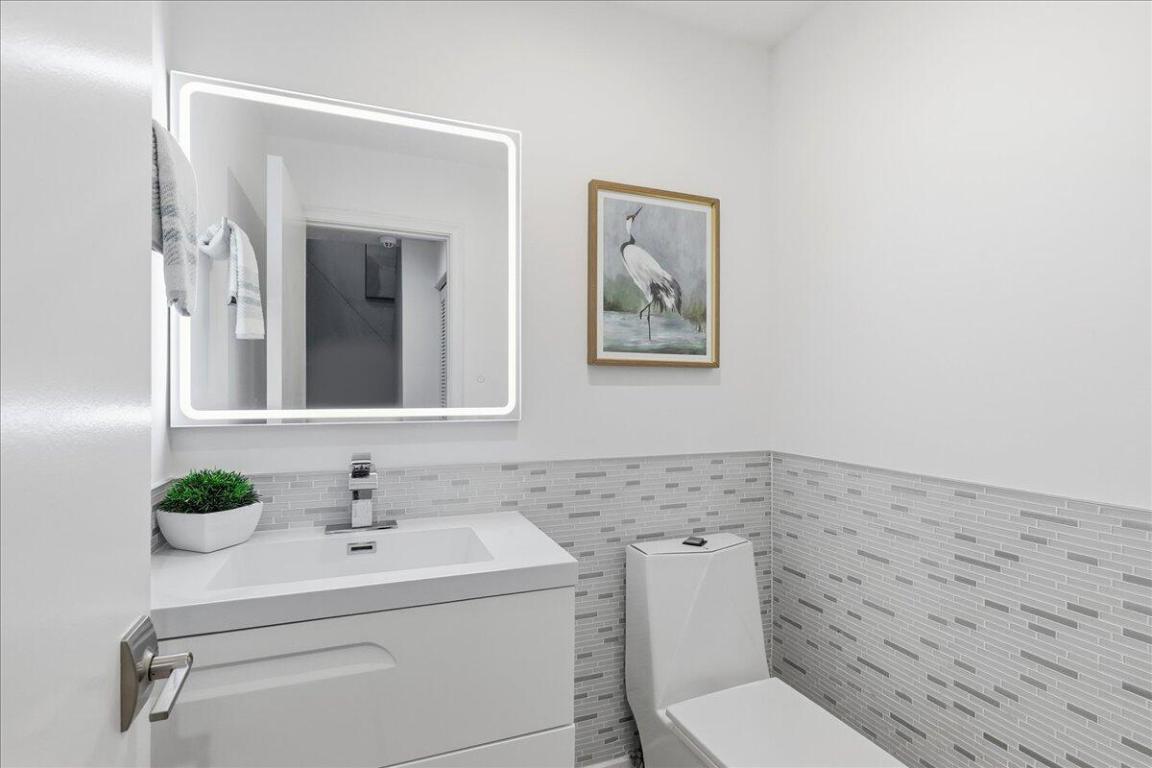 VISTAS OF BOCA LAGO CONDO - Residential