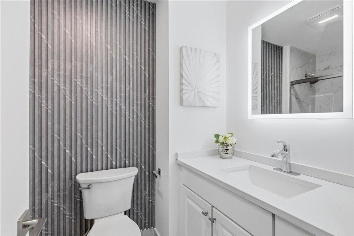 VISTAS OF BOCA LAGO CONDO - Residential