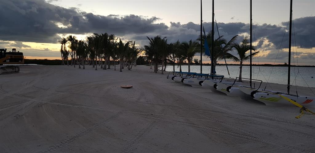 Big Grand Cay Archipelago - Residential