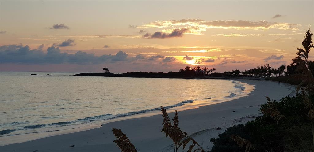 Big Grand Cay Archipelago - Residential