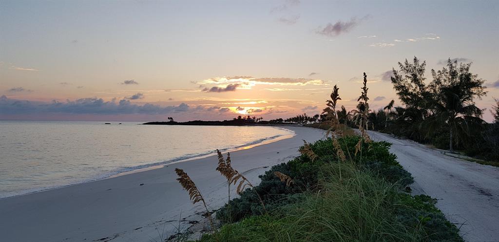 Big Grand Cay Archipelago - Residential