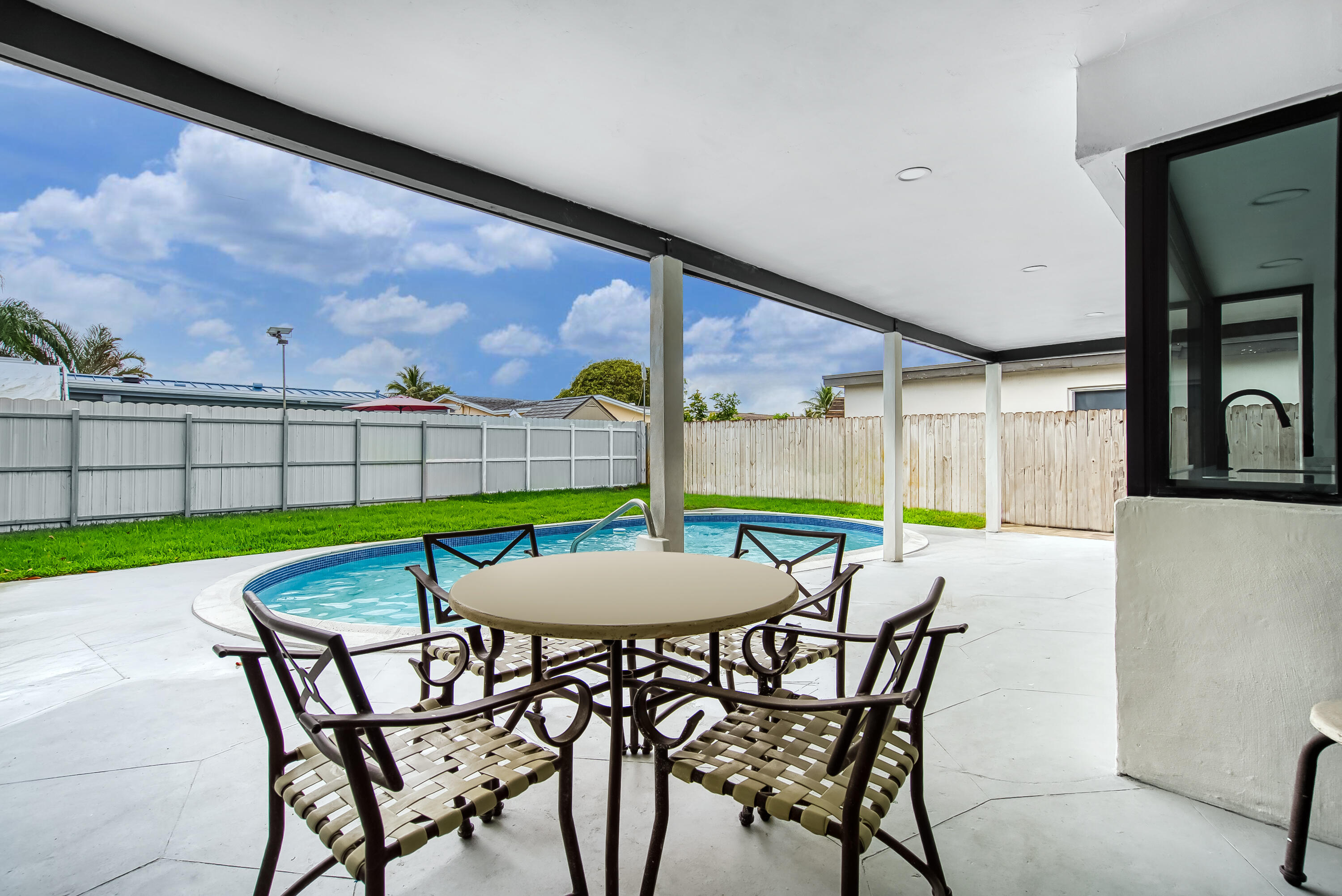 MIRAMAR PARK FOURTH ADD - Residential