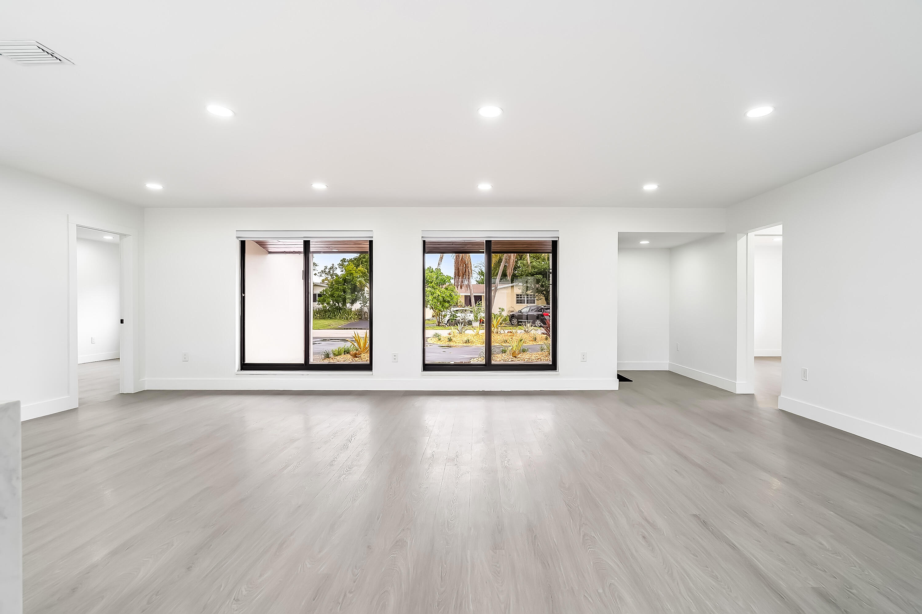 MIRAMAR PARK FOURTH ADD - Residential