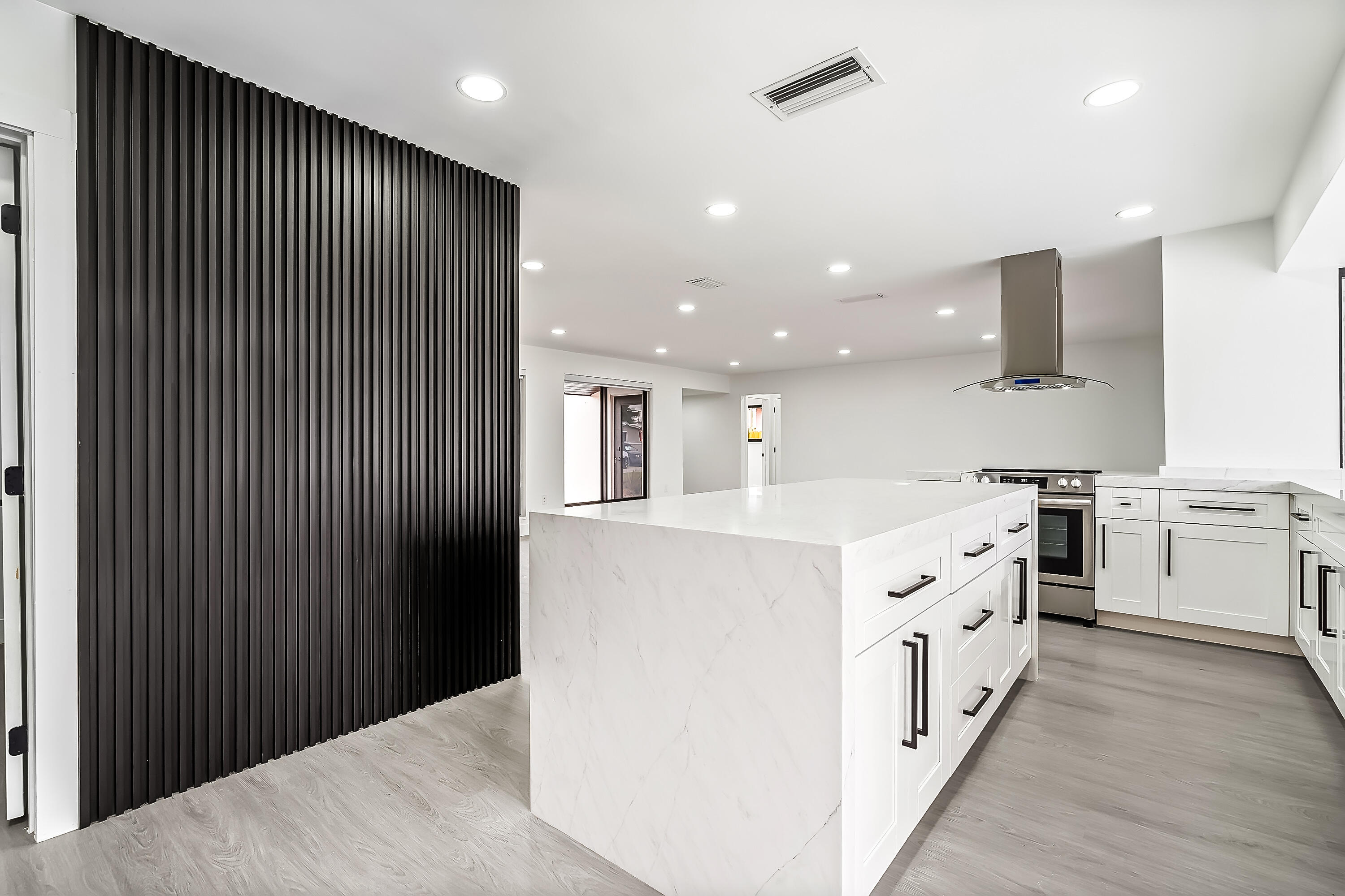 MIRAMAR PARK FOURTH ADD - Residential