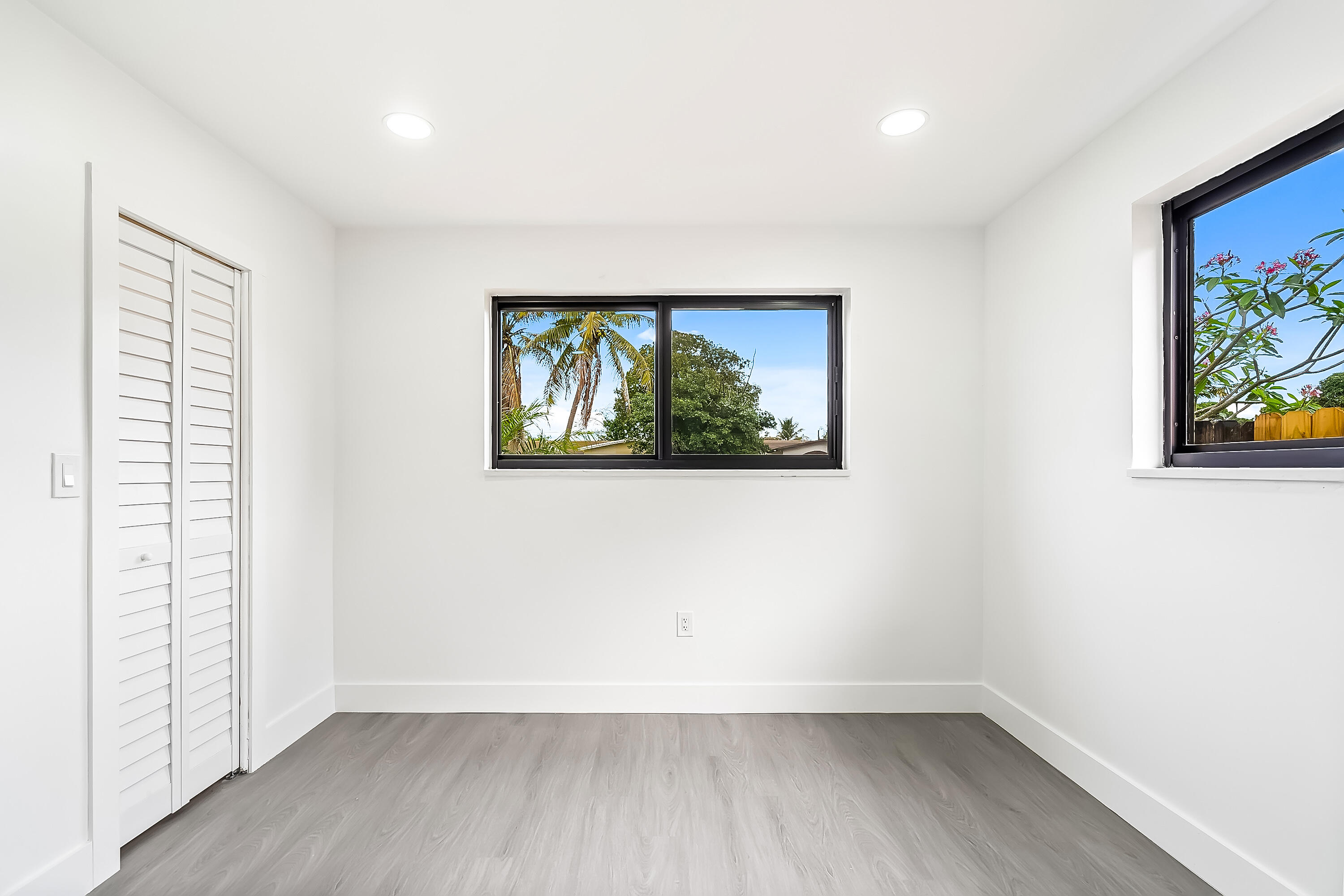 MIRAMAR PARK FOURTH ADD - Residential