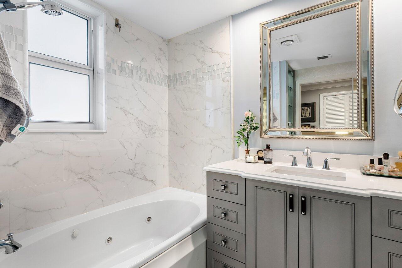 BERMUDA HIGH  WEST - Residential