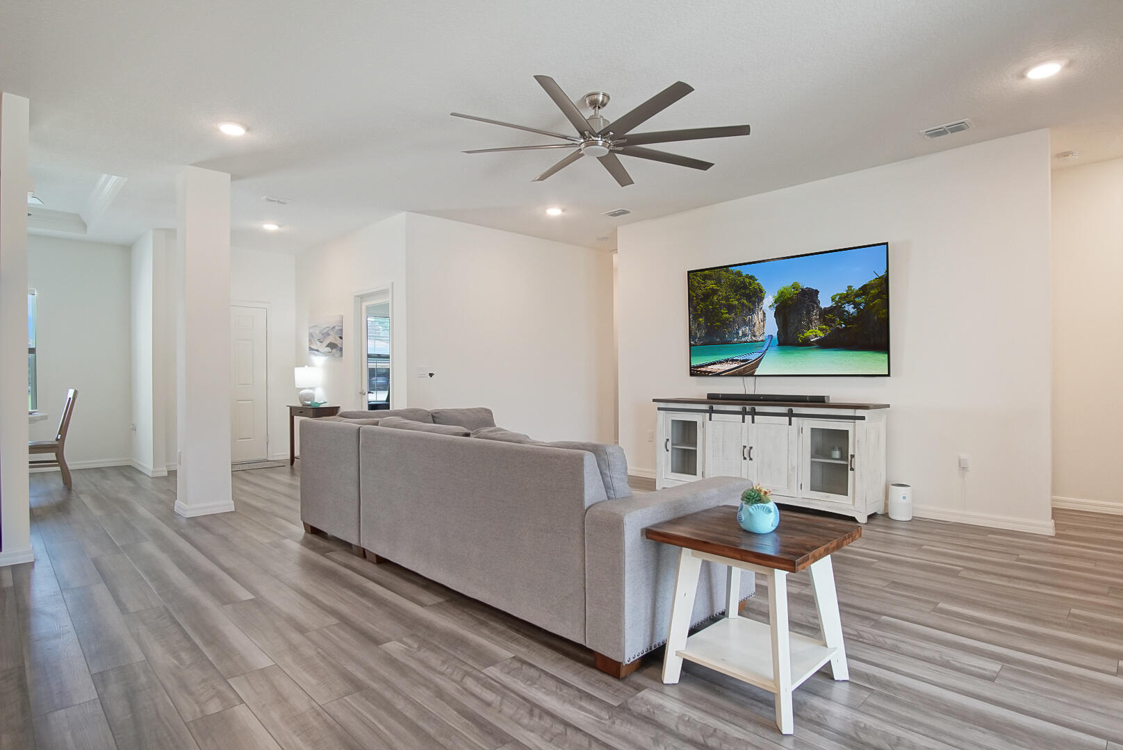 PORT ST LUCIE SECTION 48 1ST REPLAT - Residential