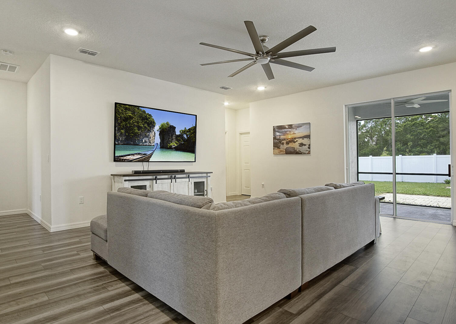 PORT ST LUCIE SECTION 48 1ST REPLAT - Residential