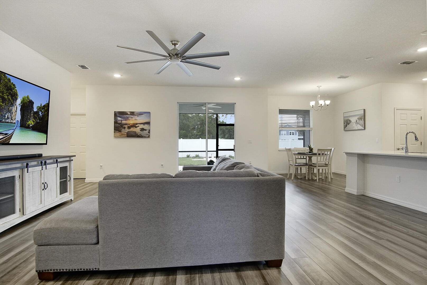 PORT ST LUCIE SECTION 48 1ST REPLAT - Residential