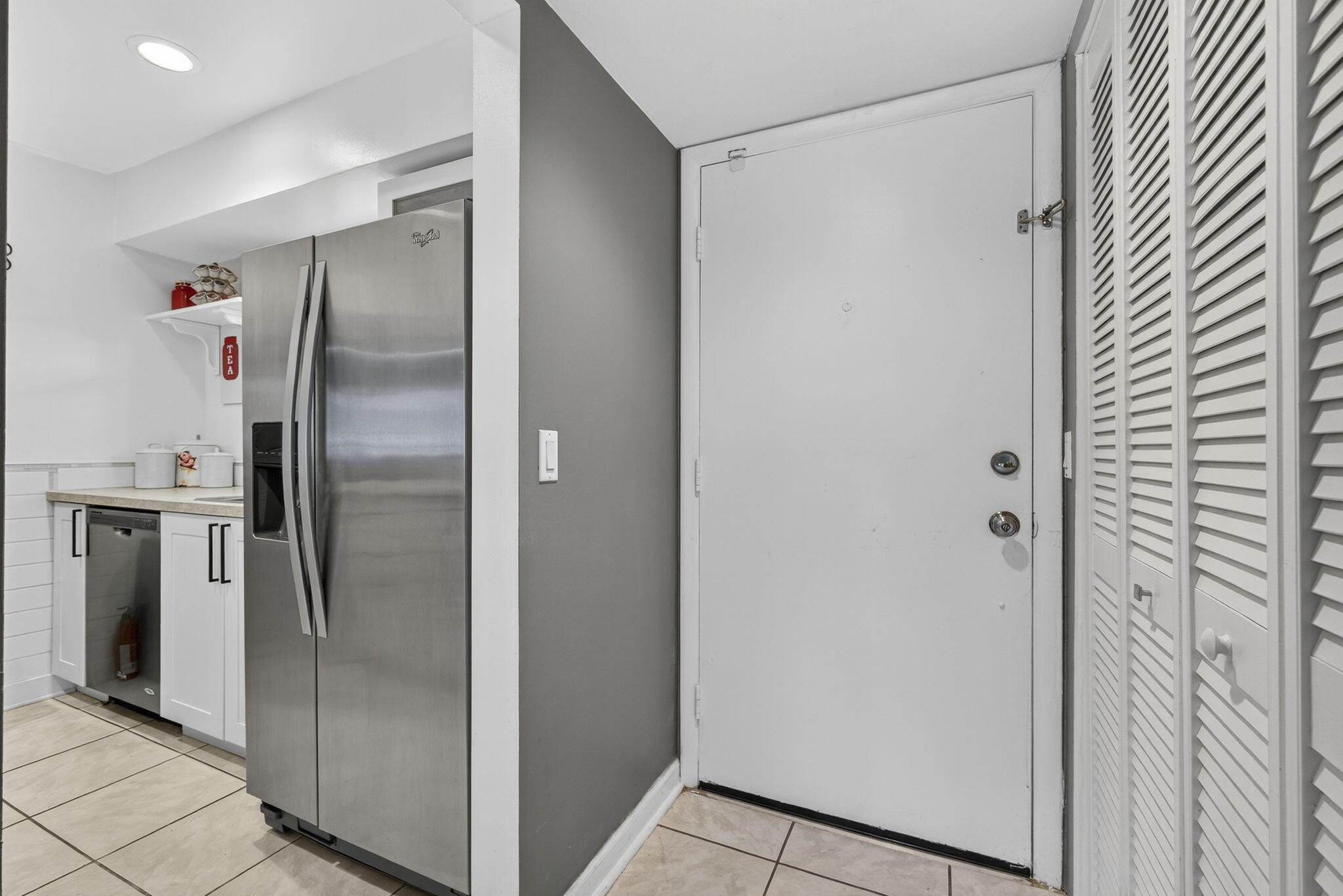 GREENWAY VILLAGE SOUTH CO - Residential Lease