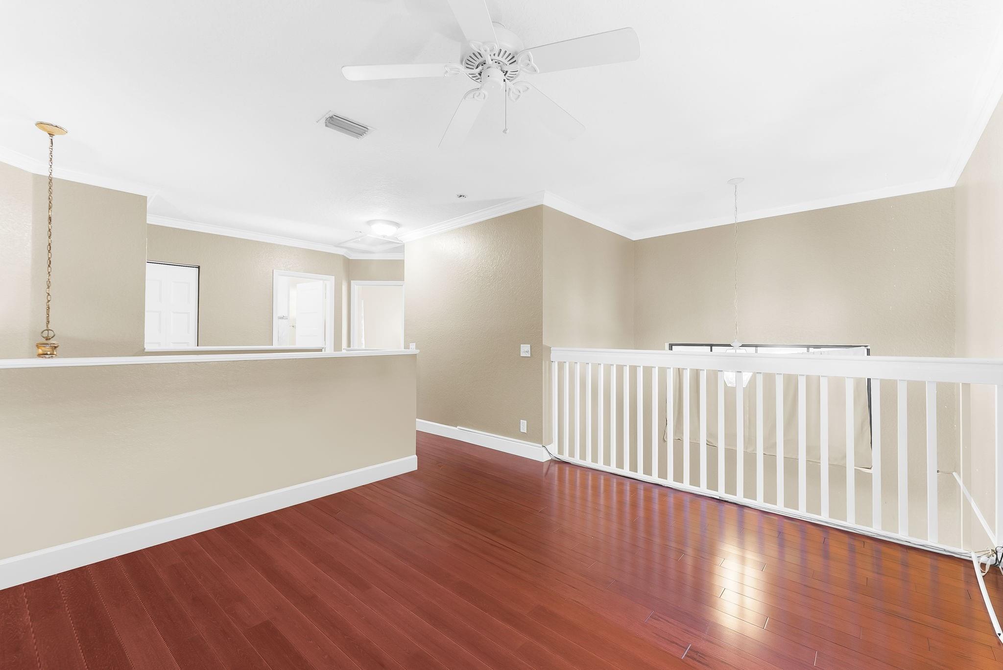 COUNTRY CLUB VILLAGE - Residential