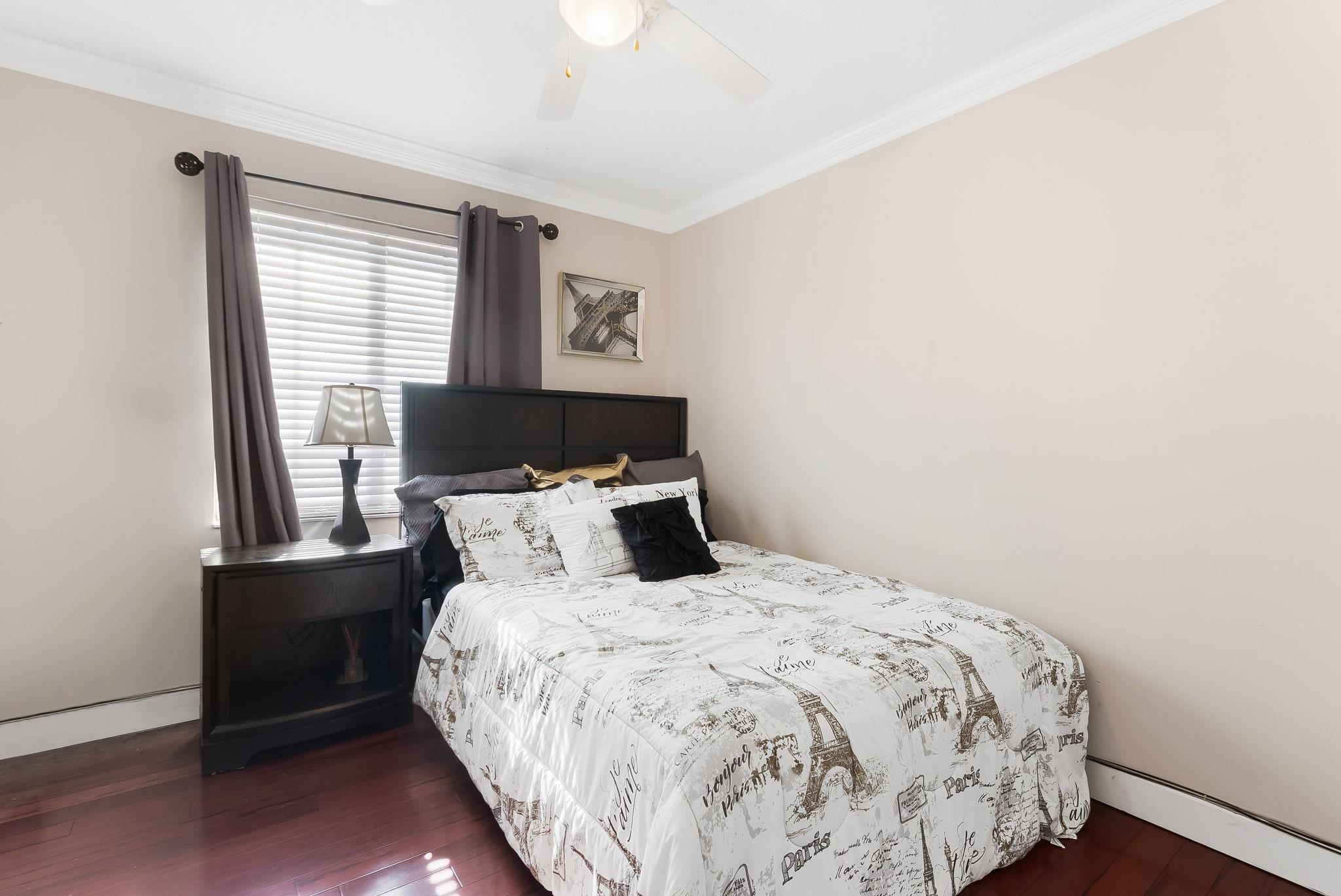 COUNTRY CLUB VILLAGE - Residential