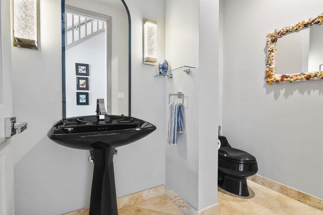 LAKE WYMAN ESTATES - Residential